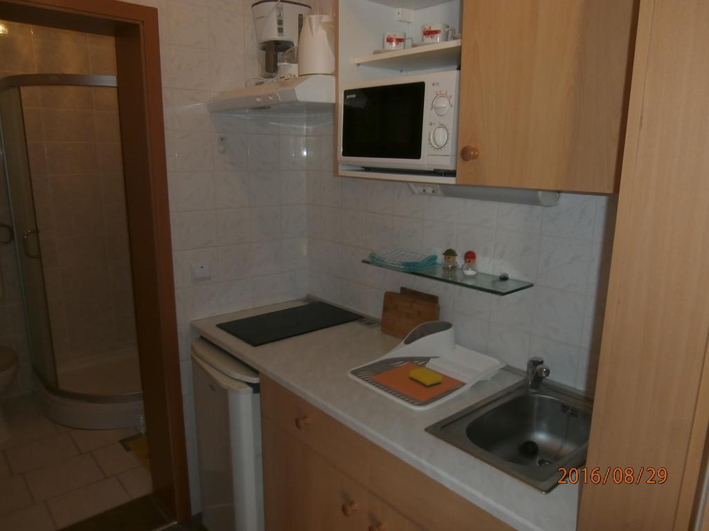Apartments Meni Drage Extérieur photo